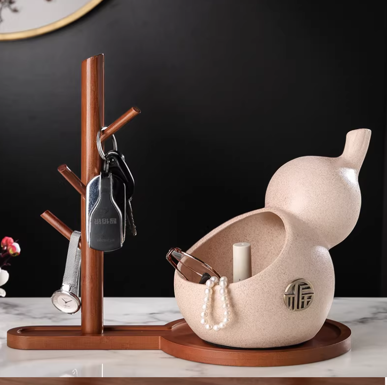 Wooden Gourd Key Holder